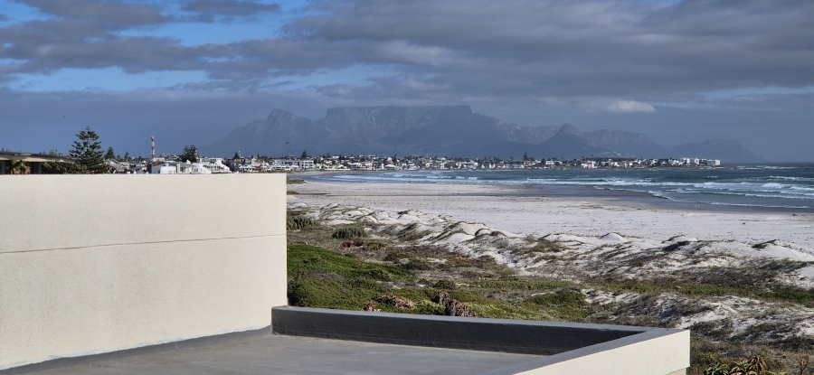 4 Bedroom Property for Sale in Van Riebeeckstrand Western Cape